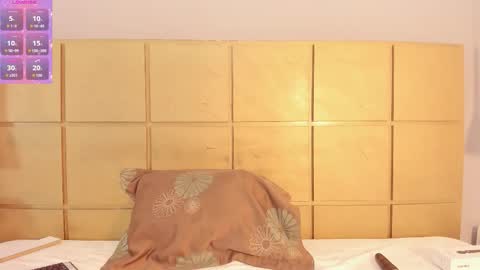 tiffanyruiz1_ online show from 10/15/25, 10:48