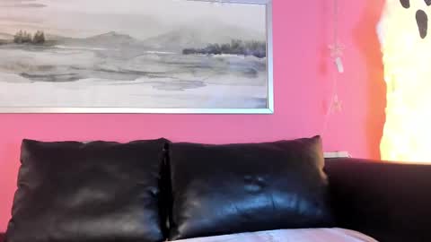 Snapshot of tiffanysuarez_ chatting on 10/09/25, 08:51 Stefany Suarez online show from 10/09/25, 08:51