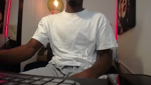 Snapshot of tigga_sall chatting on 09/12/25, 03:17 Tigga Sall online show from 09/12/25, 03:17