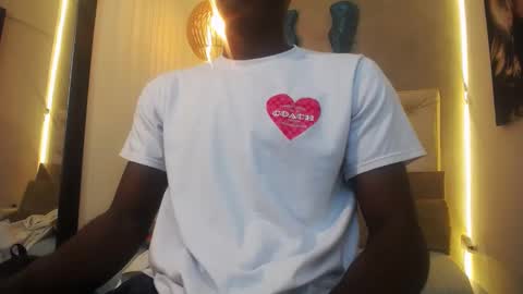 Snapshot of tigga_sall chatting on 09/30/25, 02:27 Tigga Sall online show from 09/30/25, 02:27