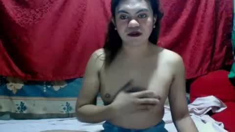Snapshot of tight_christine chatting on 02/18/25, 12:17 tight_christine online show from 02/18/25, 12:17