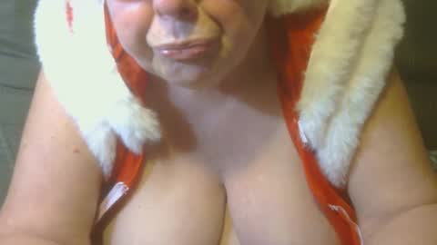 Snapshot of tight_kitty55 chatting on 12/08/24, 02:39 tight Kitty55 online show from 12/08/24, 02:39