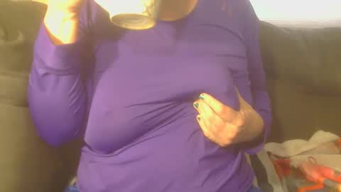 Snapshot of tight_kitty55 chatting on 03/11/25, 07:14 tight Kitty55 online show from 03/11/25, 07:14