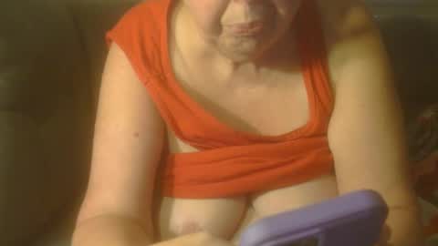 Snapshot of tight_kitty55 chatting on 09/23/25, 07:17 tight Kitty55 online show from 09/23/25, 07:17