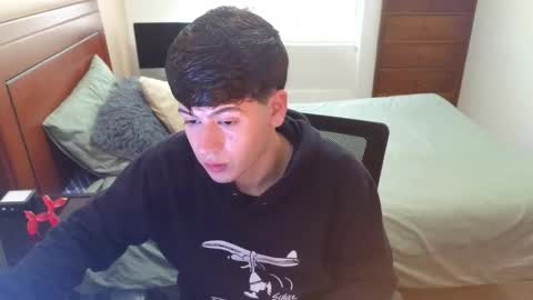 Snapshot of tightncuteass chatting on 09/21/25, 09:16 Camilo online show from 09/21/25, 09:16