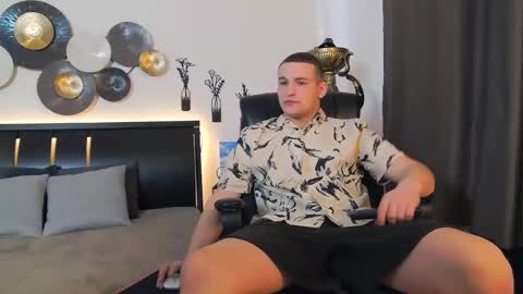 ask me online show from 02/25/25, 07:42