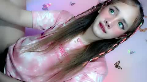 Snapshot of timea_slut69xx chatting on 01/28/25, 08:04 Happy Birthday To Me online show from 01/28/25, 08:04