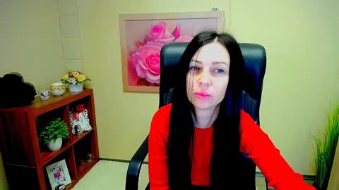 Snapshot of timeparadice chatting on 01/22/25, 08:18 Luisa online show from 01/22/25, 08:18