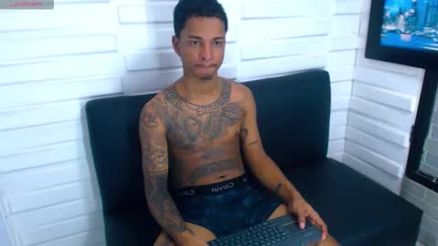 Snapshot of timmcloud chatting on 11/18/25, 07:07 Timm online show from 11/18/25, 07:07