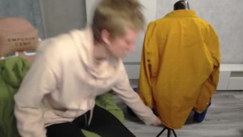 Timmy online show from 02/07/25, 04:24