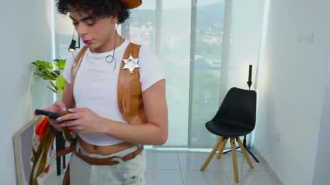 timmyshy online show from 10/31/25, 07:48