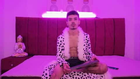 Evans  online show from 10/18/25, 10:21