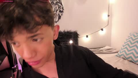 Timothy 21 years old online show from 01/14/25, 11:27