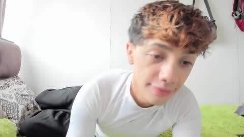 Timothy 21 years old online show from 09/23/25, 06:55