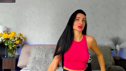 Tina online show from 10/16/25, 10:38