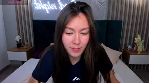 Tina  online show from 11/19/25, 01:27