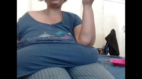 tinagiant online show from 01/28/25, 02:42