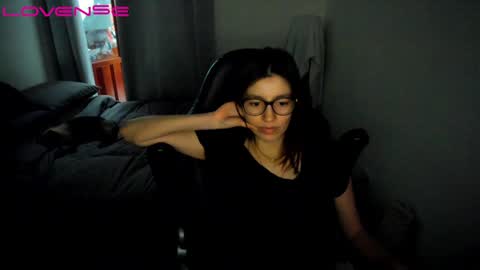 Snapshot of tinaricci chatting on 01/11/25, 09:57 Tina online show from 01/11/25, 09:57