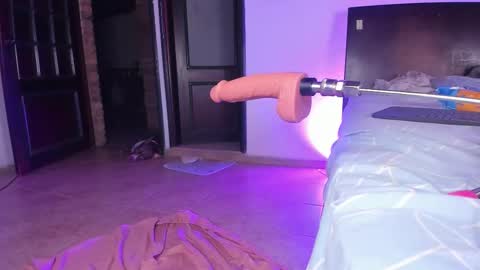 Snapshot of tinixmorgan chatting on 10/11/25, 05:28 tinixmorgan online show from 10/11/25, 05:28