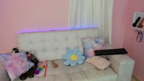 tiny_cora online show from 12/31/24, 10:45