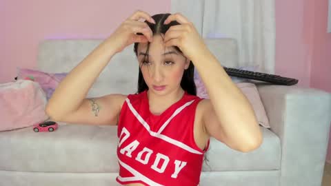 tiny_cora online show from 01/11/25, 10:51