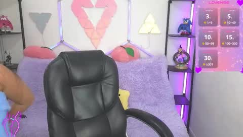 tiny_vixen_ online show from 12/26/24, 10:52