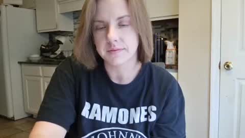 tinywithtiddies online show from 10/26/25, 02:12