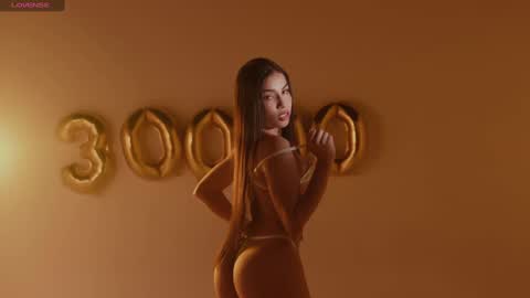 Snapshot of tiphani_walker_ chatting on 01/09/25, 01:39 Tiphani Walker online show from 01/09/25, 01:39