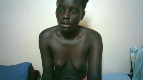 Snapshot of tishah chatting on 10/20/25, 11:43 Roshan online show from 10/20/25, 11:43