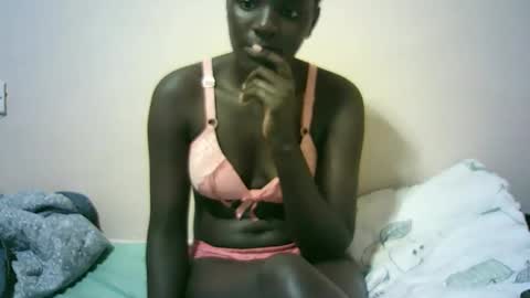 Snapshot of tishah chatting on 10/27/25, 03:10 Roshan online show from 10/27/25, 03:10