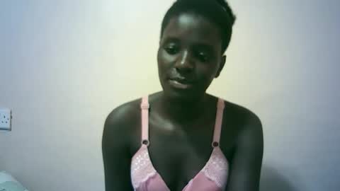 Snapshot of tishah chatting on 10/27/25, 09:30 Roshan online show from 10/27/25, 09:30