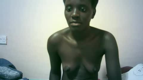 Snapshot of tishah chatting on 10/30/25, 09:37 Roshan online show from 10/30/25, 09:37