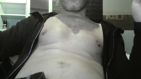 Snapshot of titfred54380 chatting on 01/12/25, 09:30 frederic online show from 01/12/25, 09:30