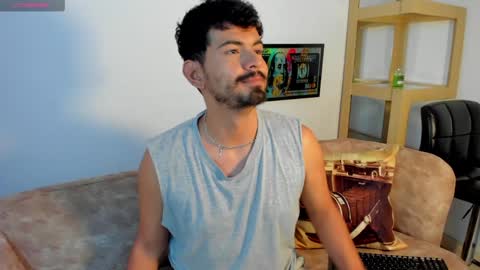 Snapshot of tj_detwailer chatting on 12/11/24, 04:49 tj_detwailer online show from 12/11/24, 04:49
