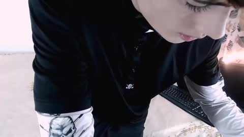 David online show from 02/14/25, 01:29