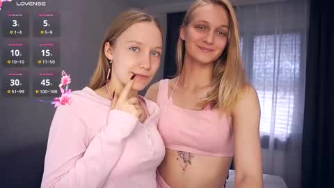 Snapshot of tobicovitt chatting on 09/29/25, 08:19 Mary online show from 09/29/25, 08:19