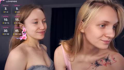 Snapshot of tobicovitt chatting on 10/18/25, 06:16 Mary online show from 10/18/25, 06:16