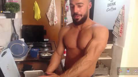 Snapshot of todd_dantes chatting on 02/03/25, 05:35 Todd online show from 02/03/25, 05:35