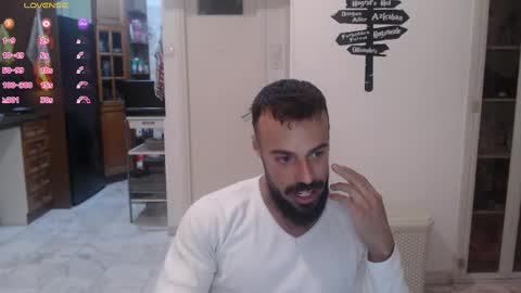 Snapshot of todd_dantes chatting on 02/05/25, 05:20 Todd online show from 02/05/25, 05:20