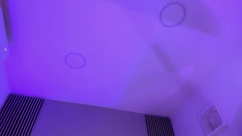 toji lee online show from 11/13/25, 09:03