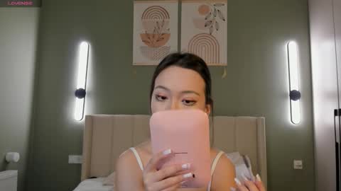 Snapshot of tokipokki chatting on 10/29/25, 12:57 Toki online show from 10/29/25, 12:57