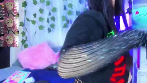 Snapshot of tokito_mitsuri chatting on 11/07/25, 01:33 tokito mitsuri online show from 11/07/25, 01:33