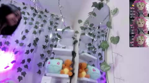 Snapshot of tokito_mitsuri chatting on 11/08/25, 12:38 tokito mitsuri online show from 11/08/25, 12:38