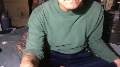 Snapshot of tokyo2024 chatting on 10/20/25, 08:31 small man online show from 10/20/25, 08:31