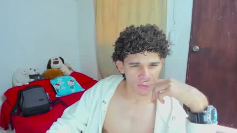 Tom Blue online show from 09/22/25, 12:29