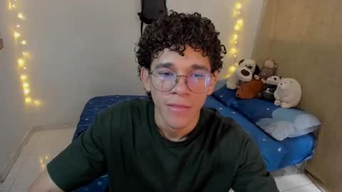 Tom Blue online show from 11/24/25, 04:29