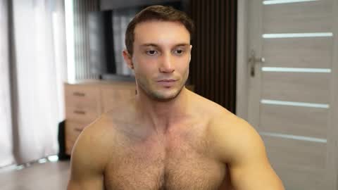 Tom online show from 09/27/25, 07:02