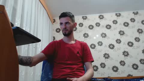 Snapshot of tom_michael chatting on 01/18/25, 11:00 Michael online show from 01/18/25, 11:00