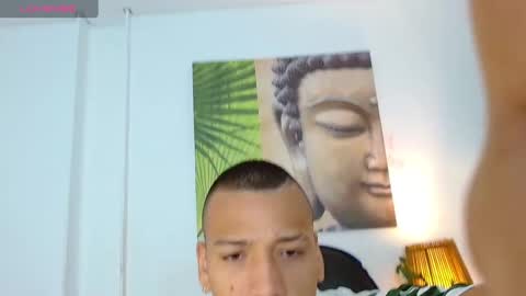 Snapshot of tom_muscle1 chatting on 01/17/25, 11:49 Tom muscle1 online show from 01/17/25, 11:49
