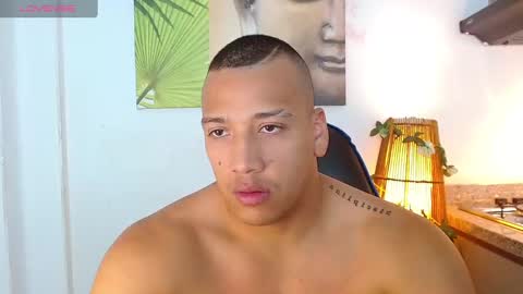 Snapshot of tom_muscle1 chatting on 02/10/25, 03:21 Tom muscle1 online show from 02/10/25, 03:21